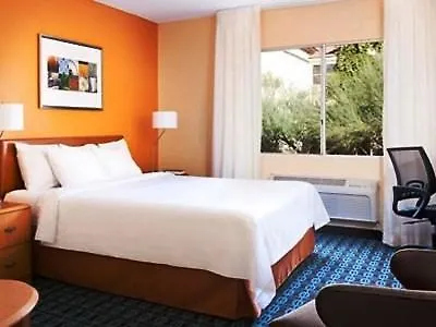Express & Phoenix - West By Ihg Hotel