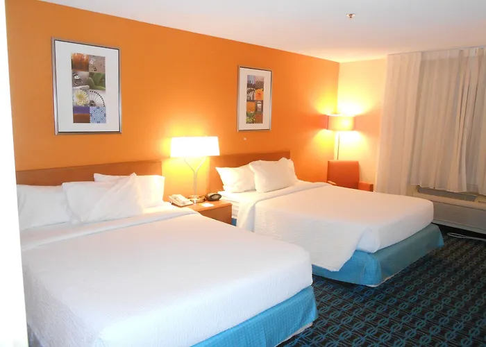 Hotel Express & Phoenix - West By Ihg