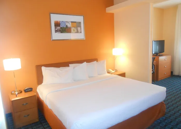 Hotel Express & Phoenix - West By Ihg Mesa