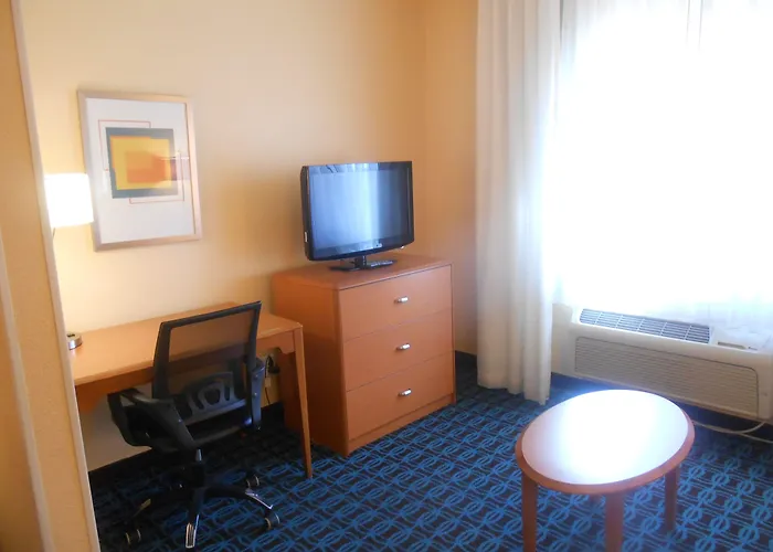 Express & Phoenix - West By Ihg Mesa