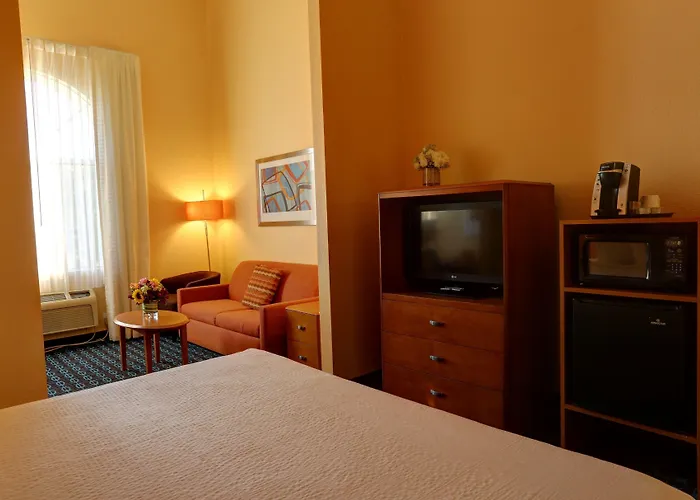 Express & Phoenix - West By Ihg Mesa