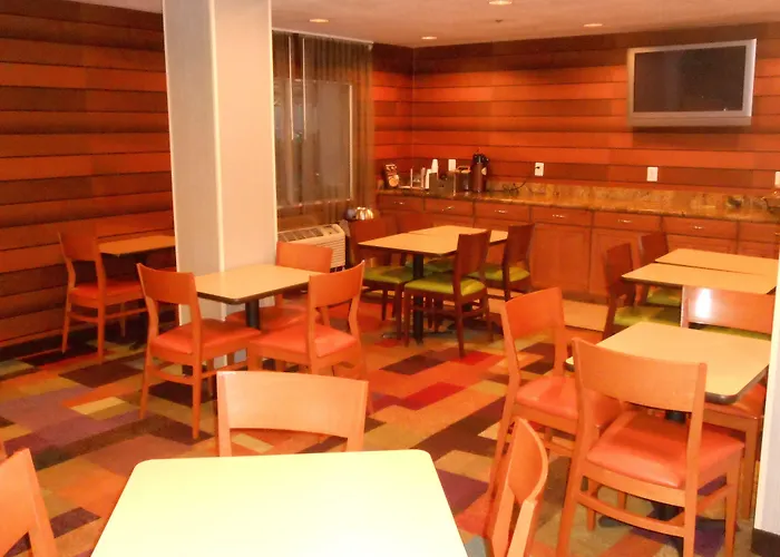 Express & Phoenix - West By Ihg Mesa