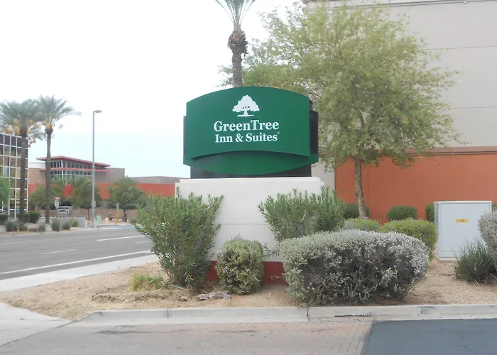 Express & Phoenix - West By Ihg Hotel 2*