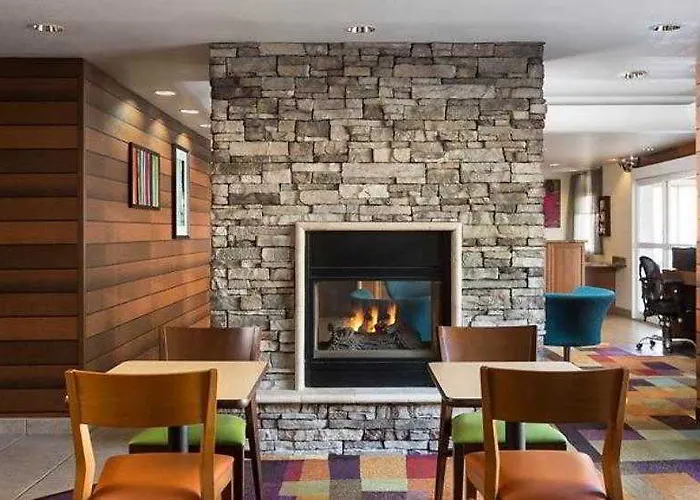 Express & Phoenix - West By Ihg Hotel
